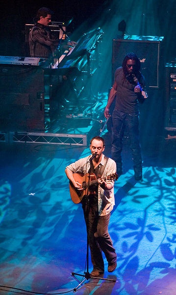 File:Dave Matthews Band - Close Up Melbourne 2005.jpg