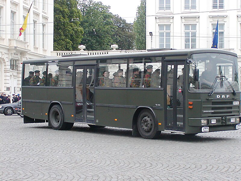 File:B-DAF Jonckheere TB 2100-Belgian Army-2002.06.06.jpg